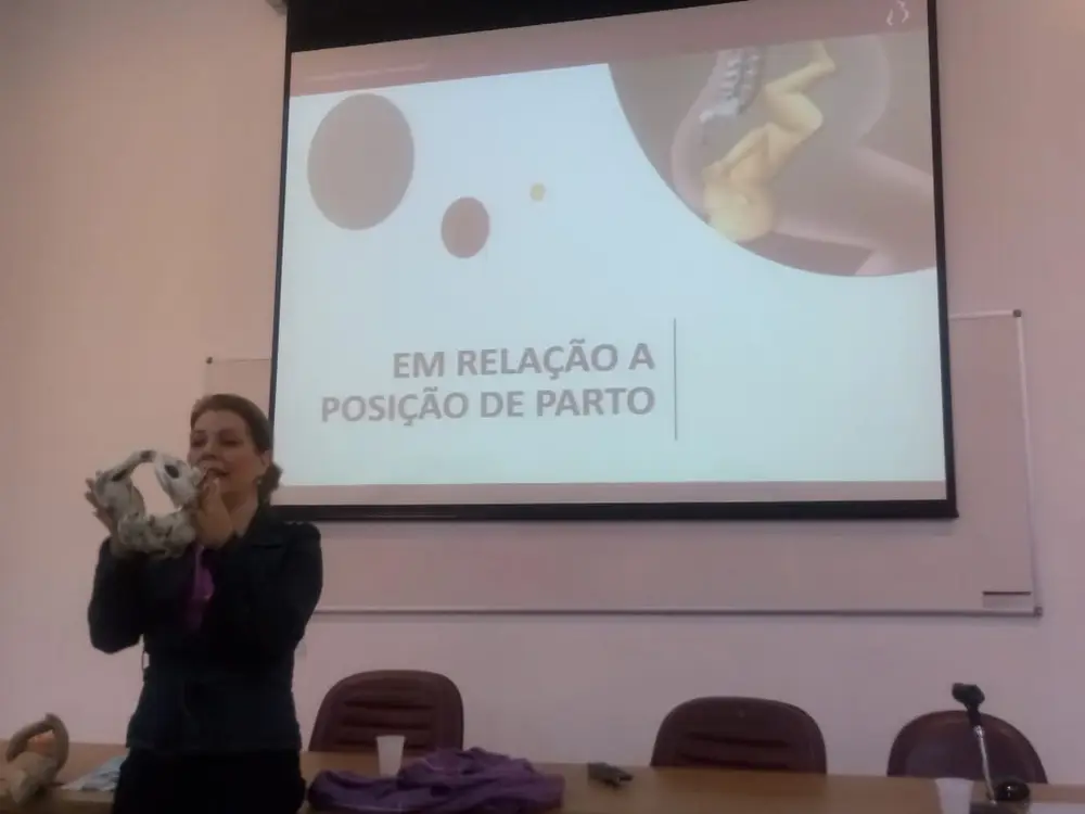 Demonstração com modelo anatômico